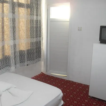 Aydin Hotel 3*